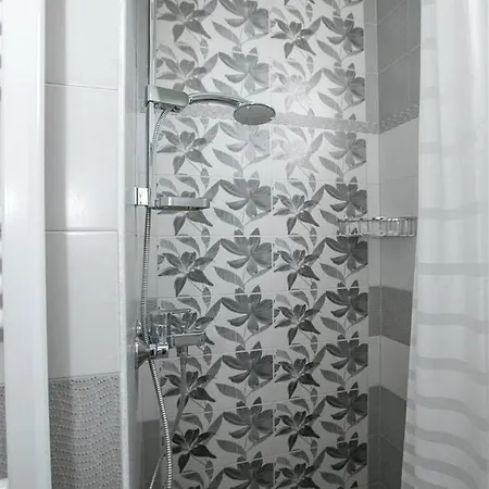 Elegant Apartment Near The Park & Mountain View *