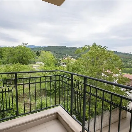 Apartamento в есента идва с топлина, слънце и златна светлина Sandanski