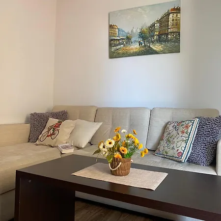 Lägenhet Elegant Apartment Near The Park & Mountain View